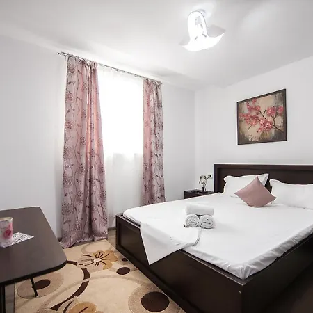 Eden House 3* Costinești
