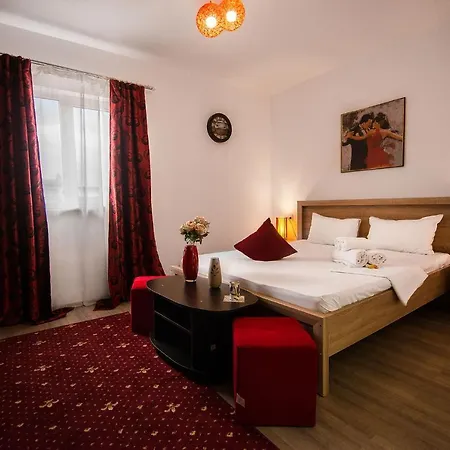 Eden House Pensiune Costineşti